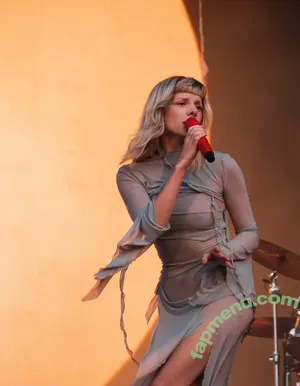 Aurora Aksnes / auroramusic / singer nude photo #0551