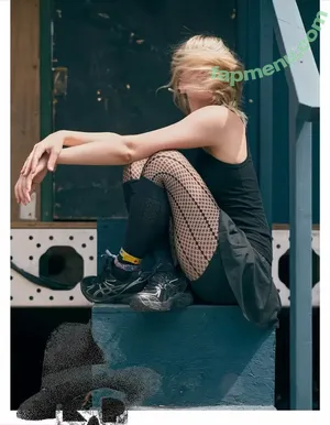 Aurora Aksnes / auroramusic / singer nude photo #0563