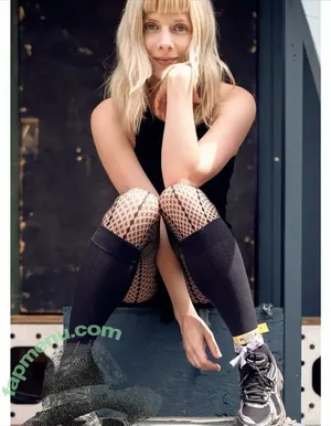 Aurora Aksnes / auroramusic / singer nude photo #0565