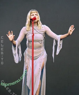 Aurora Aksnes / auroramusic / singer nude photo #0575