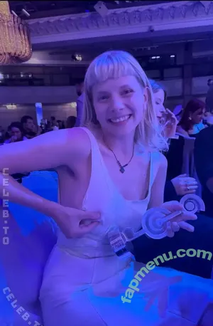 Aurora Aksnes / auroramusic / singer nude photo #0582