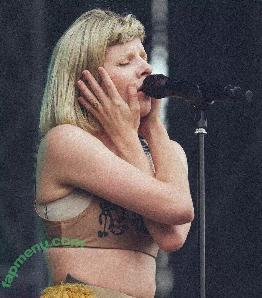 Aurora Aksnes nude photo #0114 (auroramusic / singer)