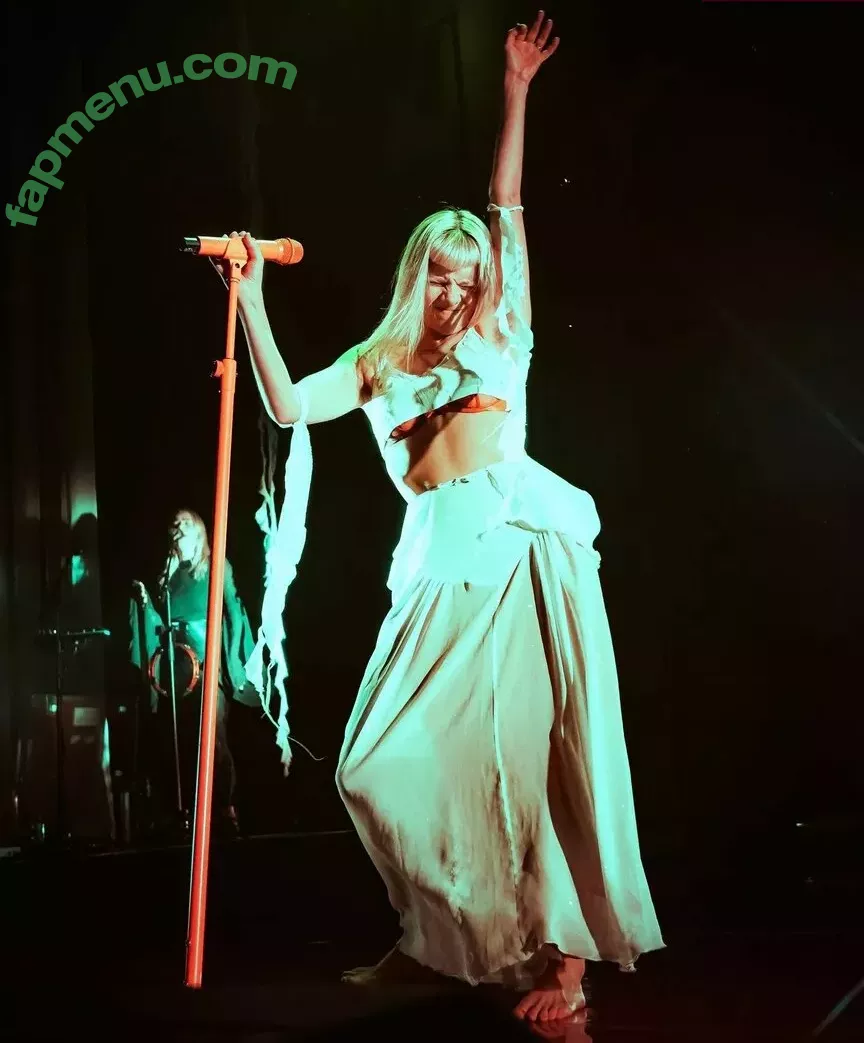 Aurora Aksnes nude photo #0309 (auroramusic / singer)