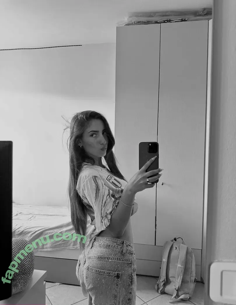 Aurora Becarelli nude photo #0115 (auro.becarelli / aurora.becarelli / bronzed_aurora)