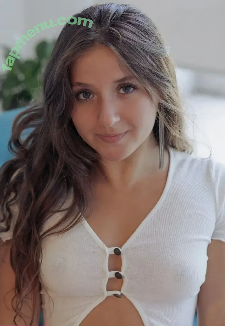 Aurora Fox nude photo #0042 (MissAuroraFox / aurorafox / limberaurora / the_aurora_fox)