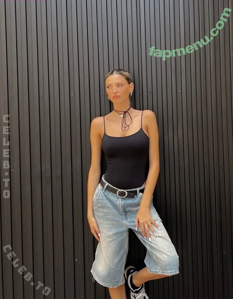 Aurora Mariani nude photo #0034 (auroraamarianii)