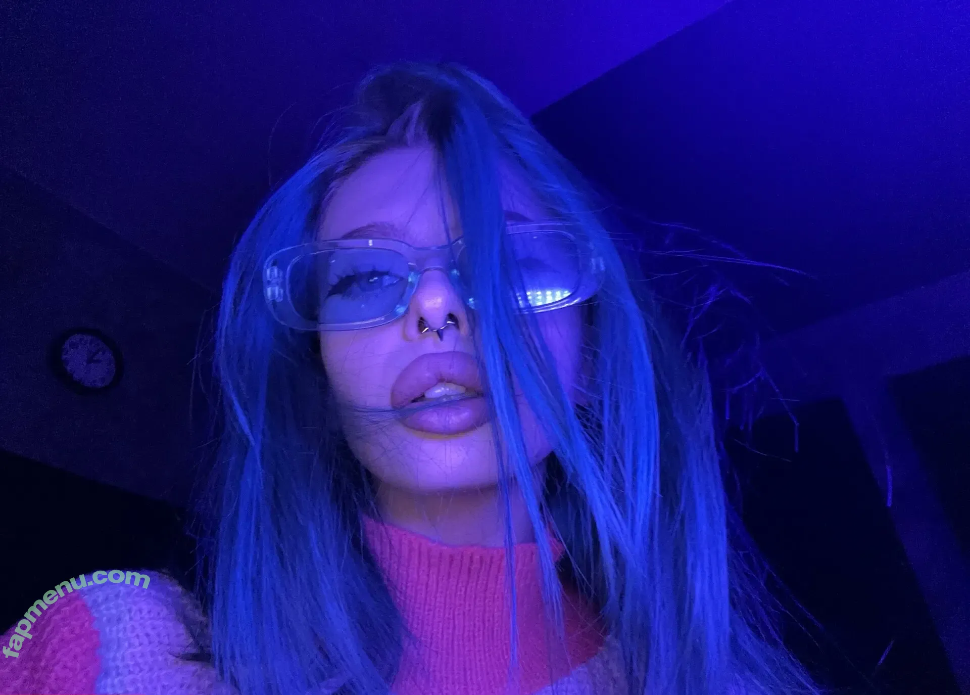 aurora_radiance nude photo #0069 (aurora_radiance)