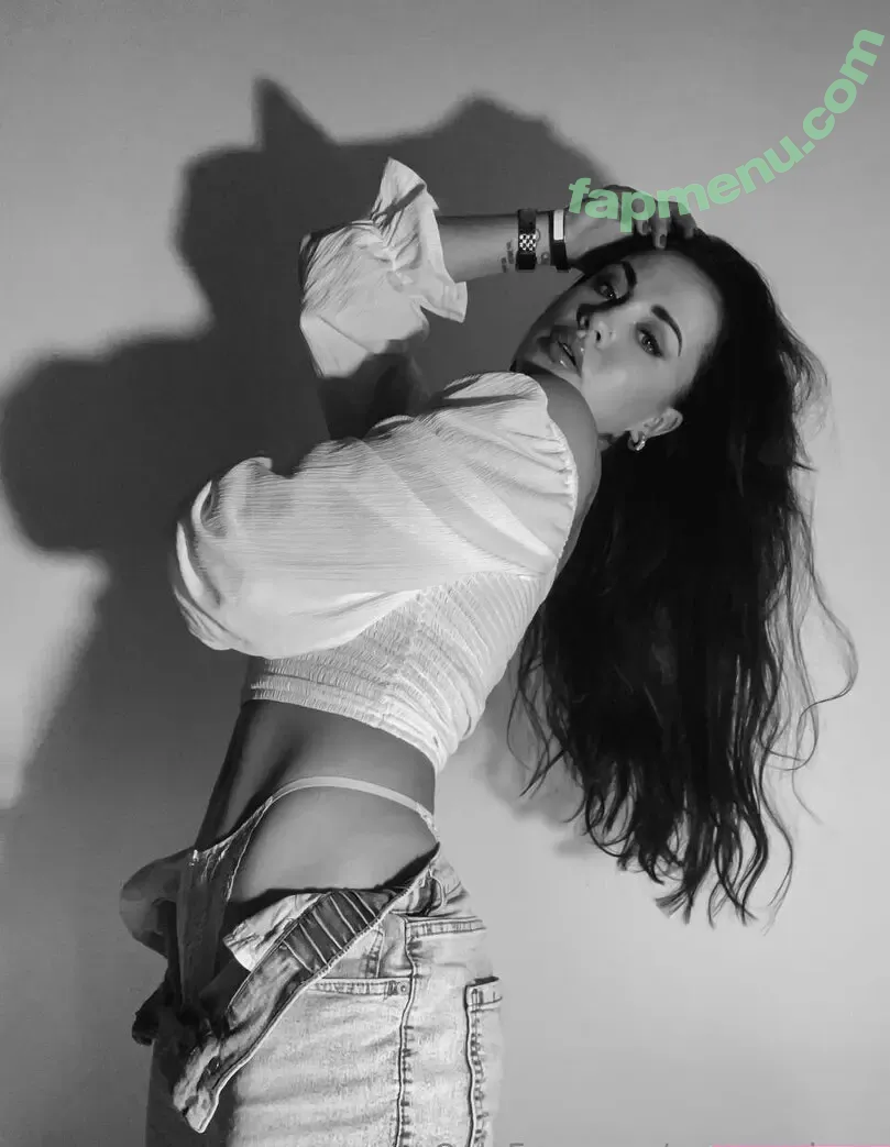 aurora_vinga nude photo #0035 (auroraaa.v)