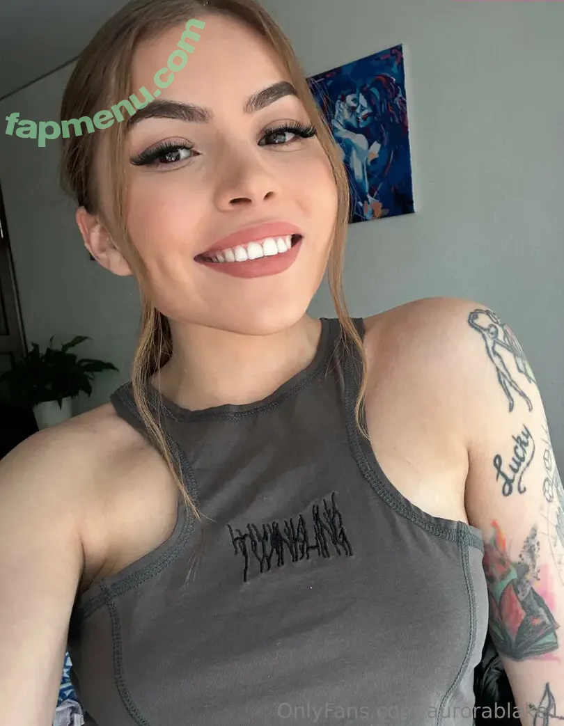 aurorablake1 nude photo #0002 (aurorablake1)