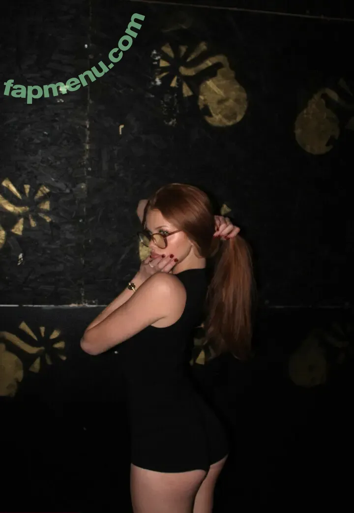 Aurorafoxxxx nude photo #0047 (scarlettaaurora / ursweetscar / yoursweetaurora)