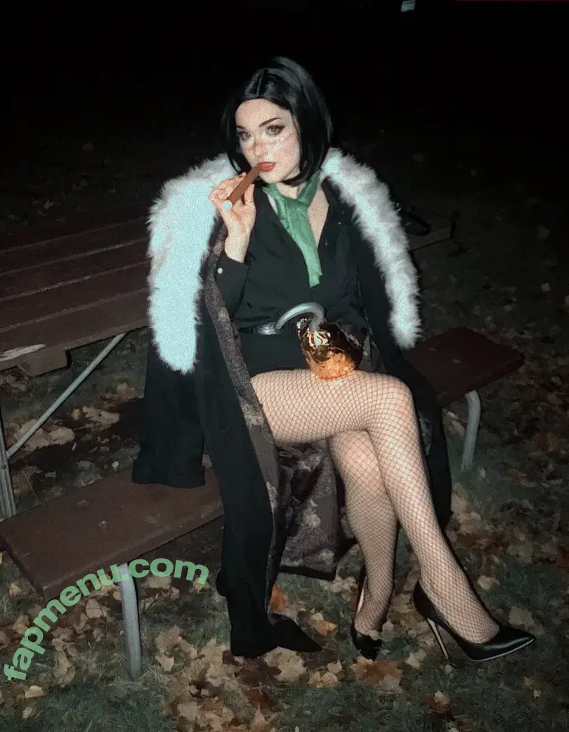 auroraiskira nude photo #0011 (kingauratv)