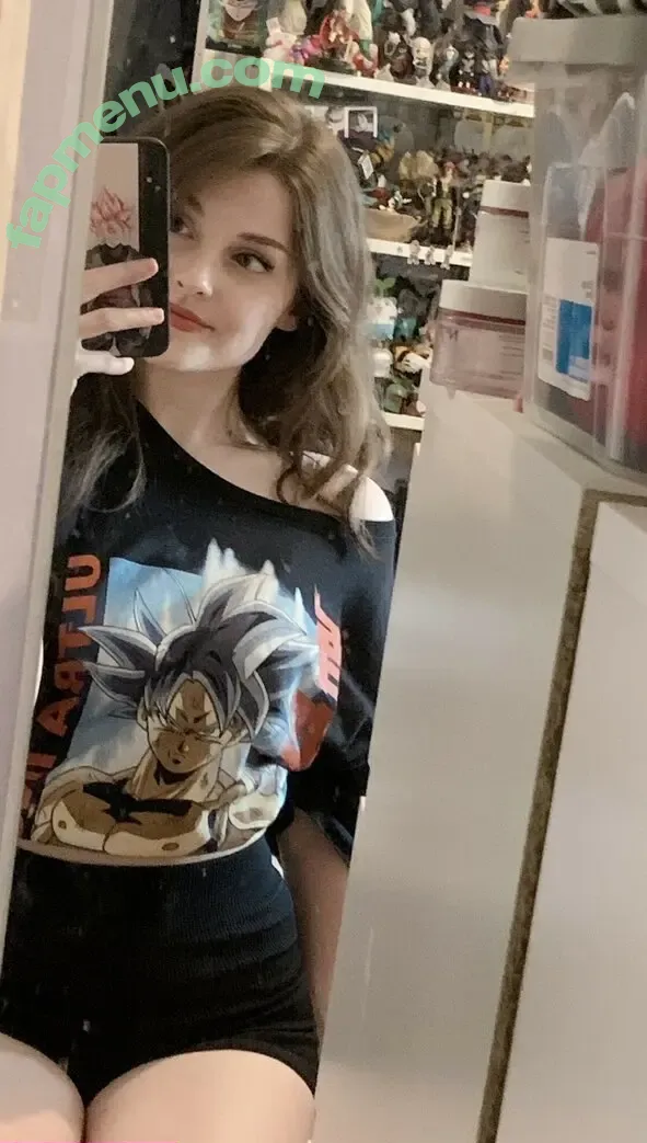 auroraiskira nude photo #0027 (kingauratv)