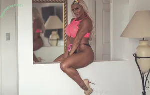 aussiemusclebarbie / Taylor G nude photo #0046