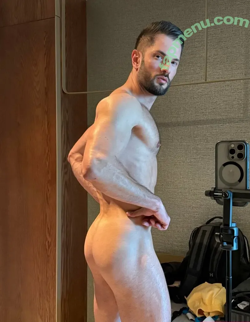 aussiethongbro nude photo #0001 (aussiethongbro)