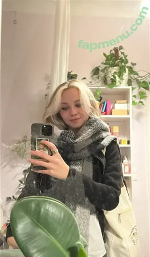 Austrian ASMR / austrianasmrgurl nude photo #0044