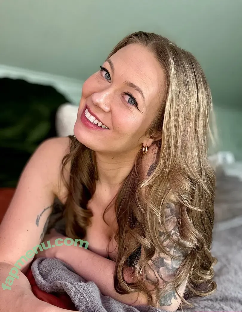 autumnmoonxx nude photo #0045 (itsautumnmoonxx)