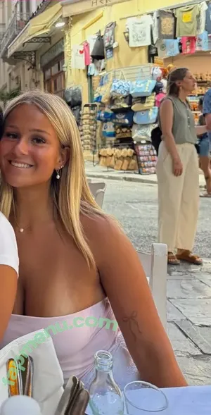 ava_hadley / Ava / XoCashPrincess1 / ava.ludwar / avaludwar nude photo #0096