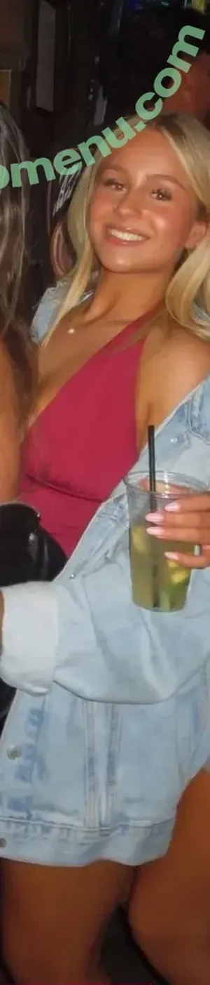 ava_hadley / Ava / XoCashPrincess1 / ava.ludwar / avaludwar nude photo #0113