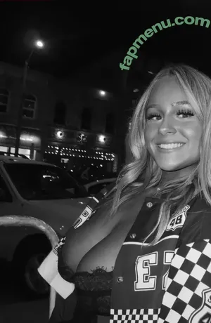 ava_hadley / Ava / XoCashPrincess1 / ava.ludwar / avaludwar nude photo #0118