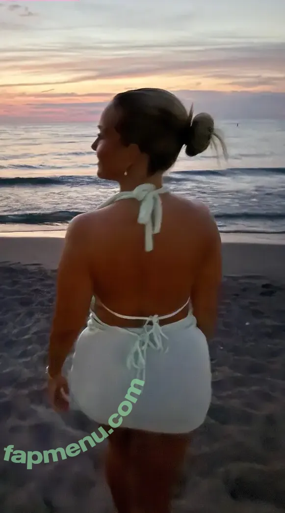 ava_hadley nude photo #0085 (Ava / XoCashPrincess1 / ava.ludwar / avaludwar)