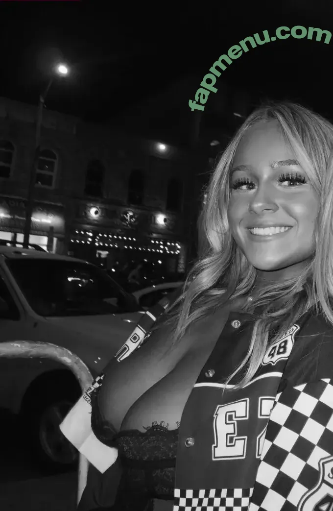 ava_hadley nude photo #0118 (Ava / XoCashPrincess1 / ava.ludwar / avaludwar)