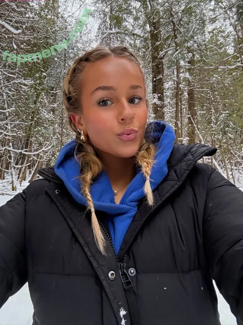 ava_hadley nude photo #0132 (Ava / XoCashPrincess1 / ava.ludwar / avaludwar)