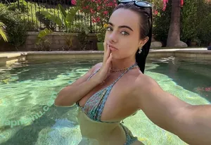 Ava Allan / avaalan / avaallan nude photo #0360