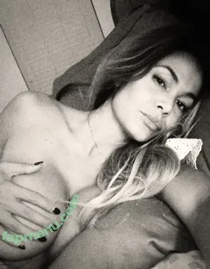  nude photo #0007