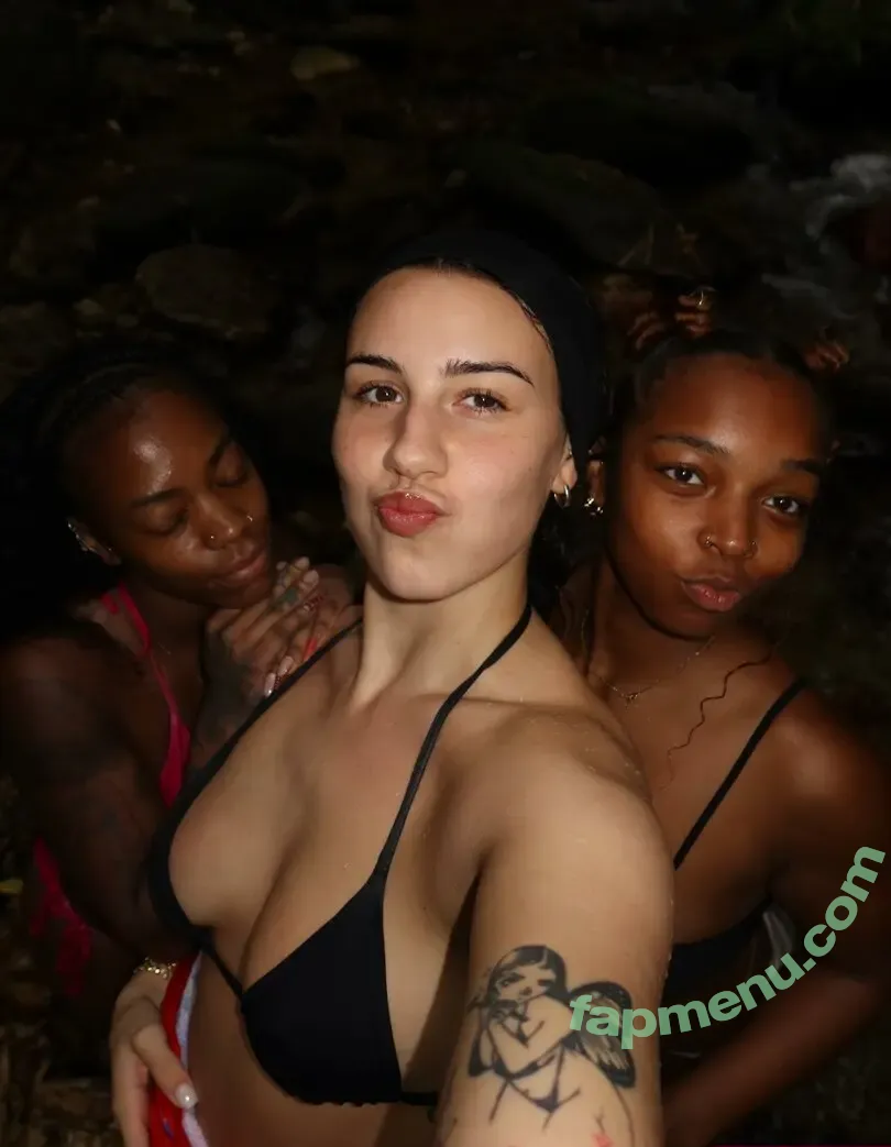 Ava Hirons nude photo #0096 (avahirons / avaraehirons)