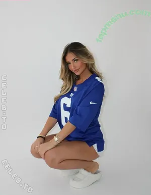 Ava Majury / ava.majury / avagracemajury / majuryavagrace nude photo #0060