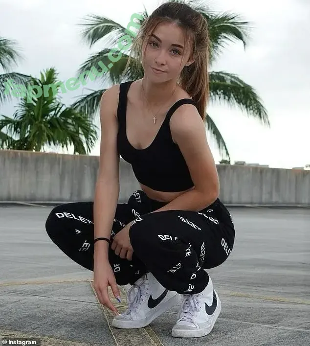 Ava Majury nude photo #0018 (Passes / ava.majury)