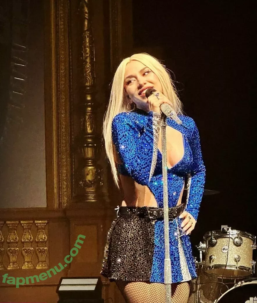 Ava Max nude photo #0433 (AvaMax / plharleyquinn)