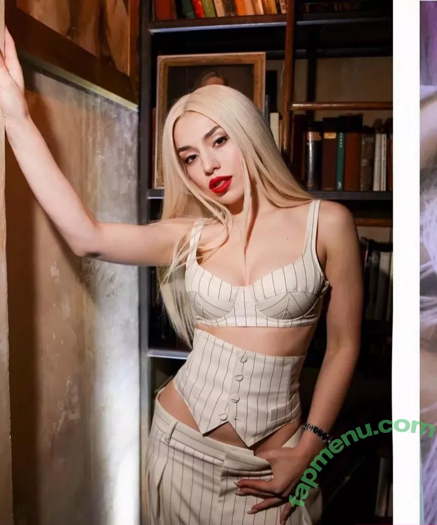 Ava Max nude photo #0446 (AvaMax / plharleyquinn)