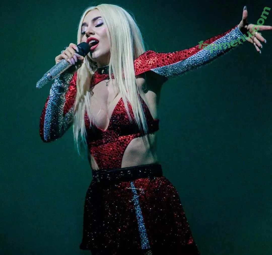 Ava Max nude photo #0467 (AvaMax / plharleyquinn)