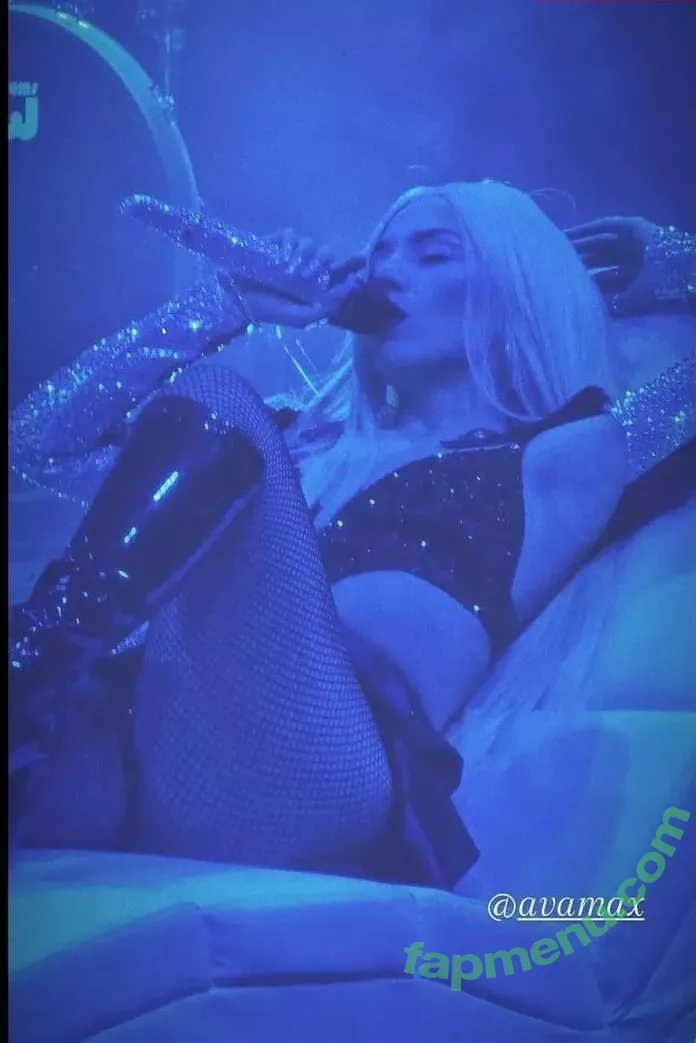 Ava Max nude photo #0499 (AvaMax / plharleyquinn)