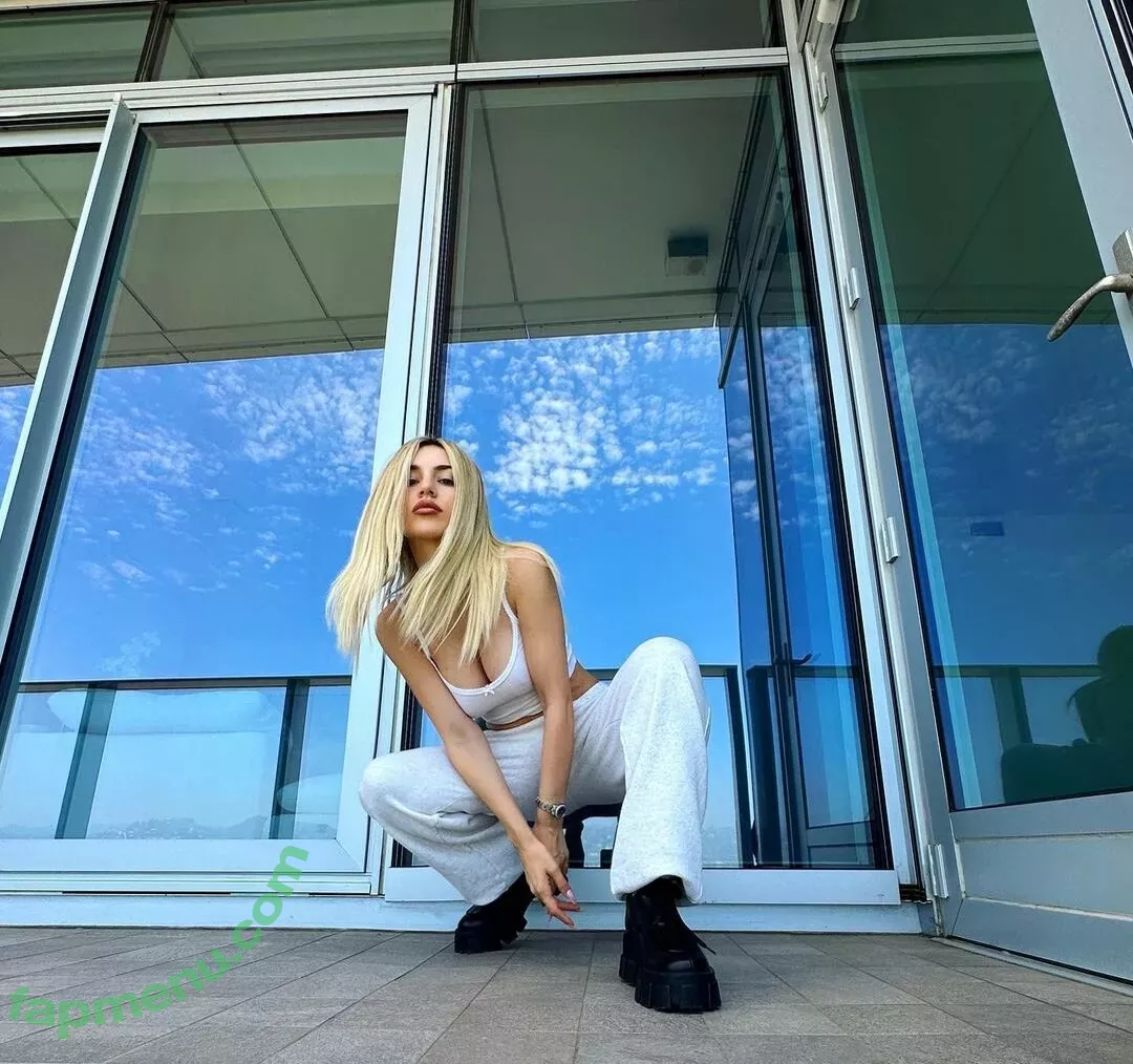 Ava Max nude photo #0692 (AvaMax / plharleyquinn)