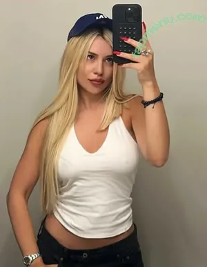 Ava Max nude