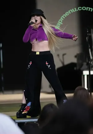 Ava Max / avamax / plharleyquinn nude photo #1850