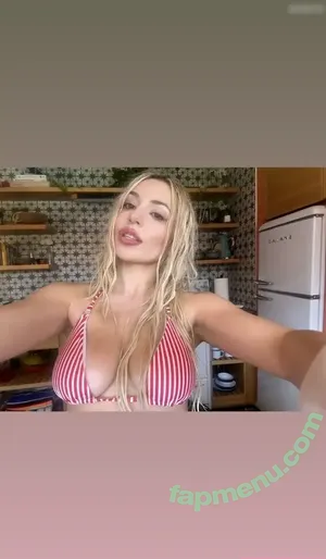 Ava Max / avamax / plharleyquinn nude photo #1907