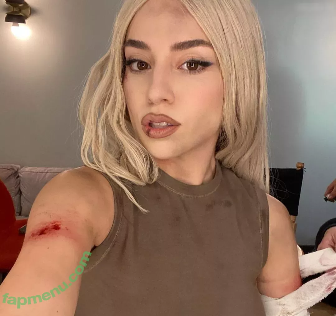 Ava Max nude photo #1114 (AvaMax / plharleyquinn)