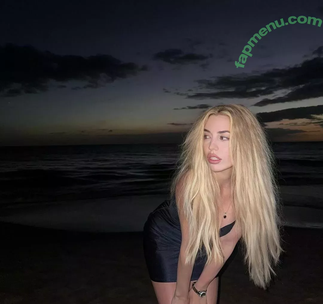 Ava Max nude photo #1200 (AvaMax / plharleyquinn)