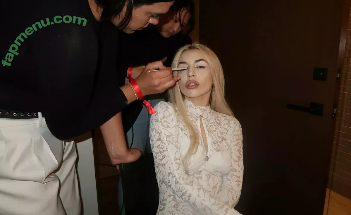 Ava Max nude photo #1487 (avamax / plharleyquinn)