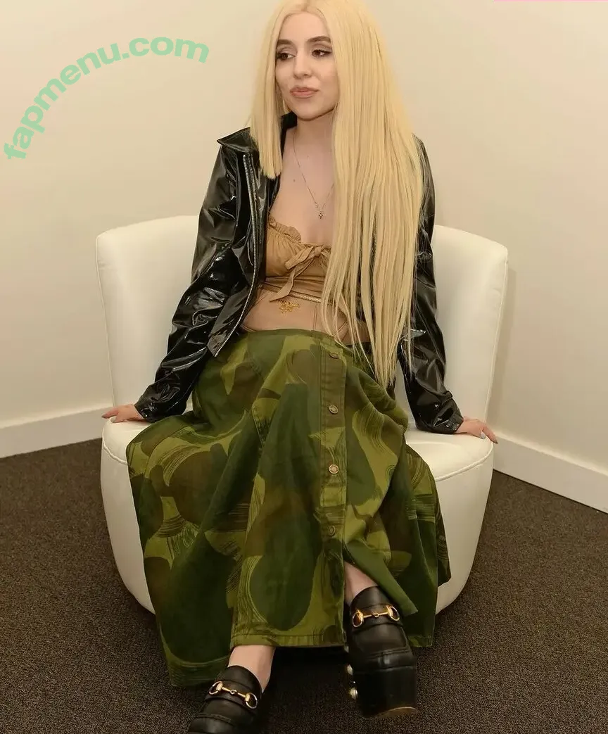 Ava Max nude photo #1684 (avamax / plharleyquinn)