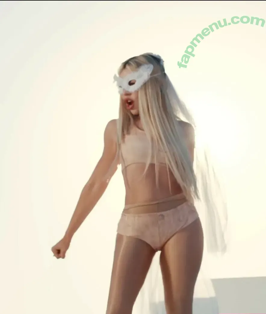 Ava Max nude photo #1723 (avamax / plharleyquinn)