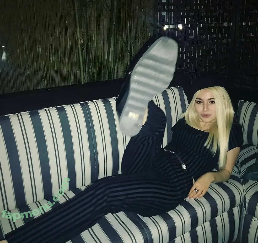 Ava Max nude photo #1736 (avamax / plharleyquinn)