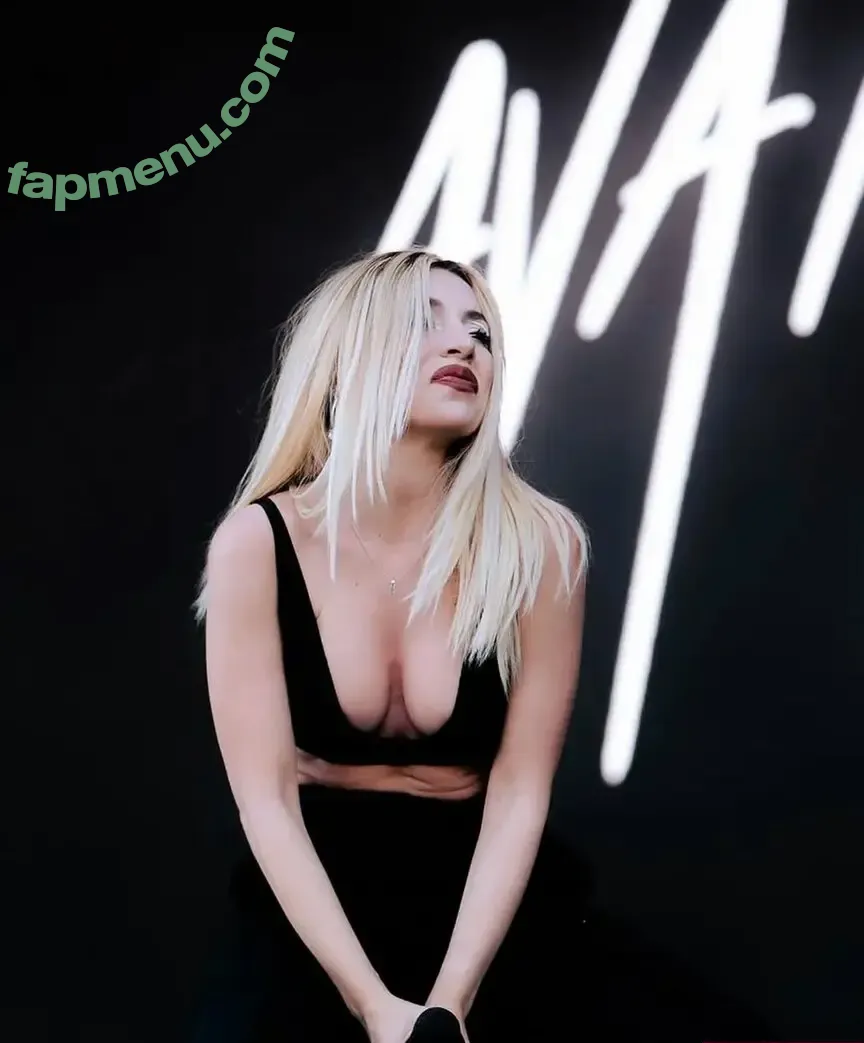 Ava Max nude photo #1755 (avamax / plharleyquinn)