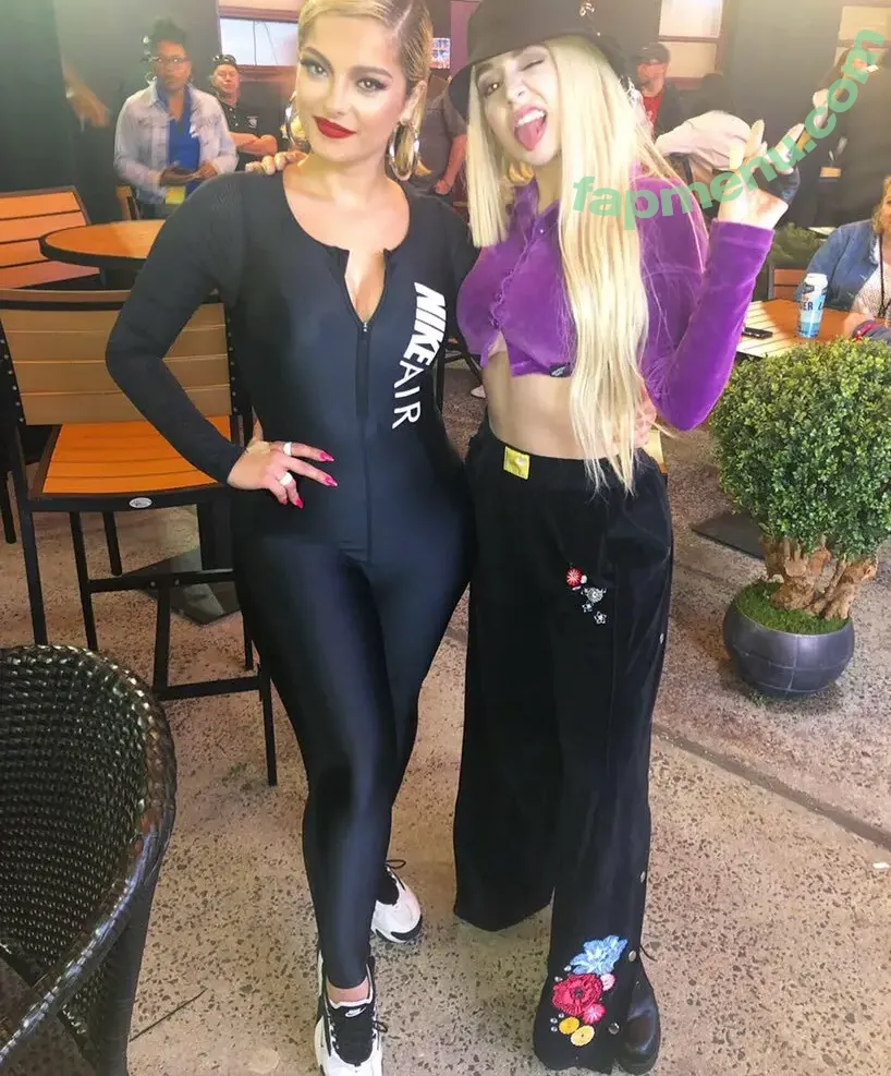 Ava Max nude photo #1858 (avamax / plharleyquinn)