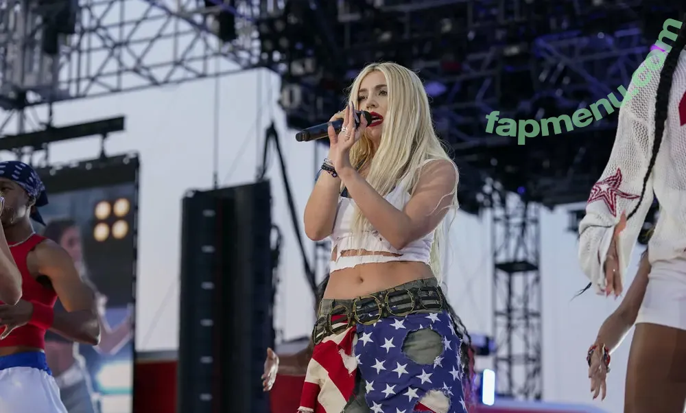 Ava Max nude photo #1916 (avamax / plharleyquinn)