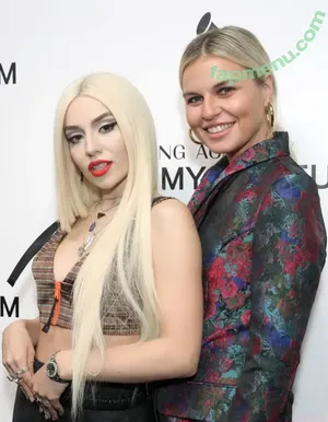 Ava Max / avamax / plharleyquinn nude photo #2309