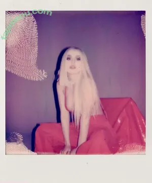 Ava Max / avamax / plharleyquinn nude photo #2384